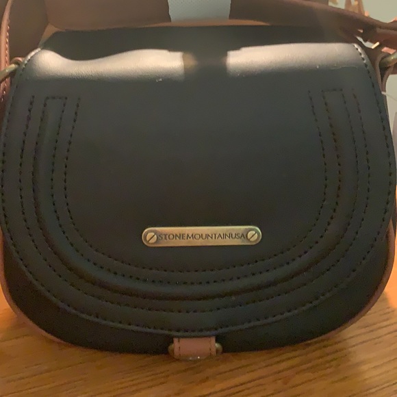 Stone Mountain NUBUCK LEATHER SMALL SADDLE BAG NWT - Picture 3 of 6